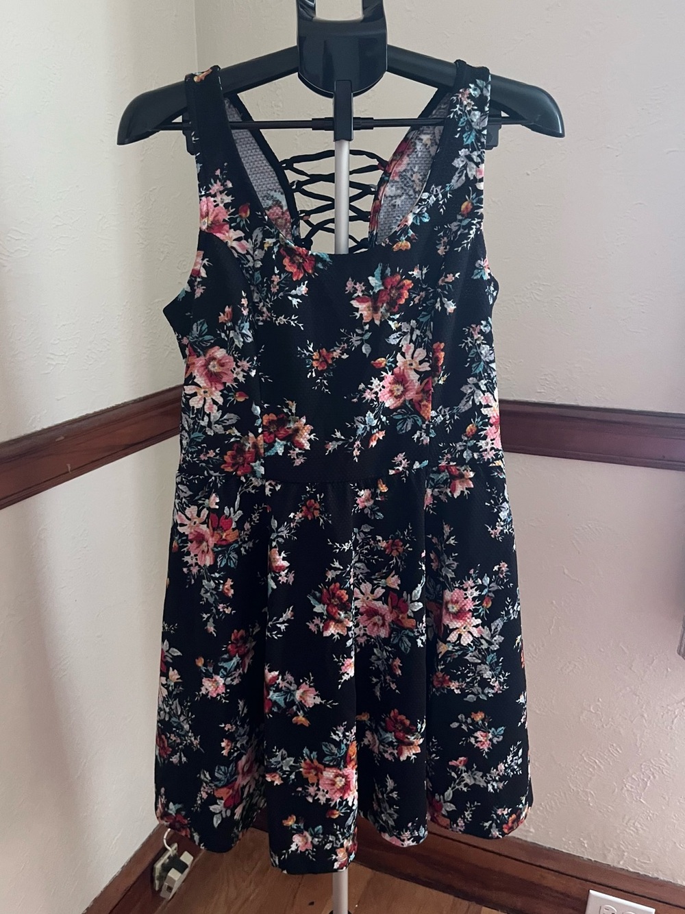Jessica Simpson Black Floral Lace-Up Back Sleeveless Dress Size XL